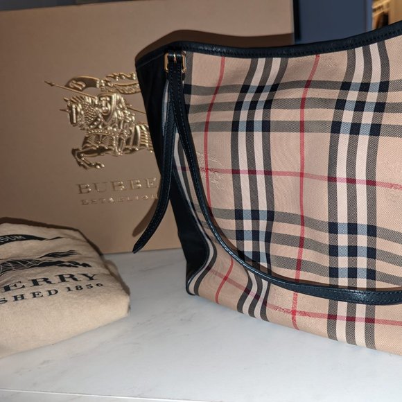 Burberry Tote - Picture 1 of 6
